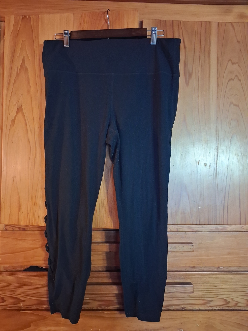 Athleta Black High-Waist Leggings with Side Detail-XL